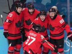 Canadá enfrentará a Finlândia nas semifinais do hóquei olímpico masculino