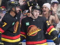 Ohgren, Lekkerimaki, do Canucks, mostram química contra Maple Leafs