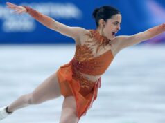 Madeline Schizas, do Canadá, pede extensão do professor enquanto compete nas Olimpíadas