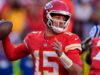 Relatórios: Chiefs reestruturam contrato de Mahomes, abrem espaço para capitalização
