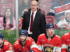 ‘Bobagem’: Maurice descarta ideia de treinar a seleção da Finlândia