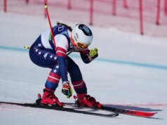 Lindsey Vonn bate em descida; Americano Breezy Johnson ganha ouro