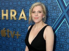 A produtora de Teerã, Dana Eden, encontrada morta aos 52 anos em um quarto de resort enquanto filmava uma série