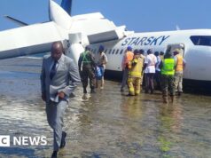 Piloto elogiado após pouso forçado de avião de passageiros somali com defeito na costa