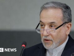 Trump diz que está considerando ataque militar limitado ao Irã