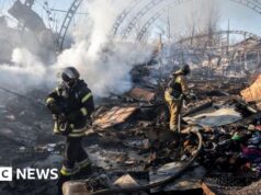 Ataque russo perto de Kharkiv mata quatro, incluindo crianças, diz autoridade