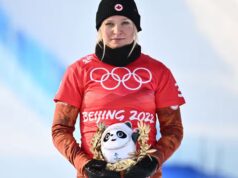 Dupla médaillee em Pékin, une planchiste canadienne se aposenta dos jogos por razão de uma bênção em une cheville