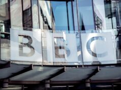 O jornalista de assuntos mundiais Fergal Keane deixará a BBC após 37 anos