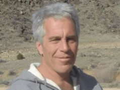 Trump disse "todo mundo já conheceu" sobre Epstein em ligação para a polícia há duas décadas, mostram registros