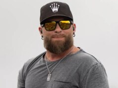 Brantley Gilbert conta por que está se apresentando no present alternativo do intervalo do Turning Level USA
