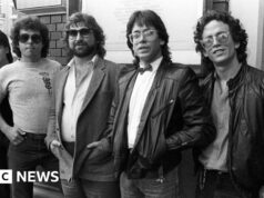 Afirme que Toto escreveu África na lanchonete do Reino Unido como ‘cômico’