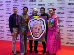 Pintura de Sir Ian McKellen arrecada fundos para a Fundação Peter Tatchell