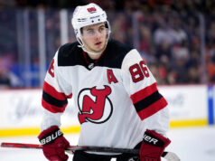 Jack Hughes, do Devils, não jogará quinta-feira contra os Islanders