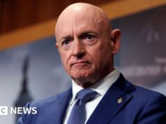 O senador dos EUA Mark Kelly diz à BBC que ‘considerará seriamente’ a candidatura à Casa Branca