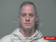 Alum Caleb Flynn do ‘American Idol’ é preso por supostamente assassinar a esposa