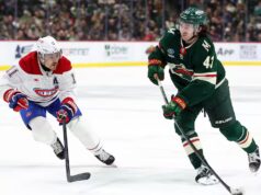 Quinn Hughes aproveitou a vitória contra os canadenses para atingir aquelas marcas impressionantes