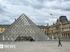 Vazamento danifica pintura do século 19 no último revés do Louvre