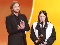 Billie Eilish criticou comentários do Grammy sobre ‘terras roubadas’ enquanto possuía uma mansão de um milhão de dólares