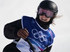 Amy Fraser, do Canadá, termina em quarto lugar no halfpipe feminino de freeski olímpico