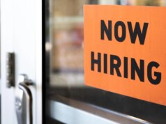 Os empregadores criaram 130.000 empregos em janeiro, superando as expectativas