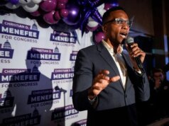 O democrata Christian Menefee vence eleição especial para a Câmara dos EUA no Texas