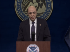 SNL Chilly Open apresenta Pete Davidson como Czar da Fronteira Tom Homan