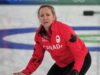 A equipe canadense Rachel Homan avança para as semifinais do curling feminino olímpico