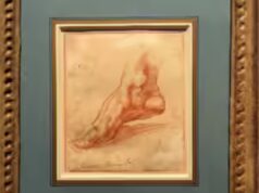 O pé de US$ 23 milhões: esboço perdido de Michelangelo bate recorde em leilão