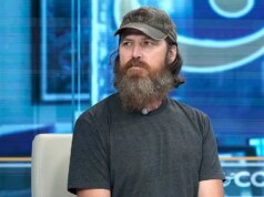 A estrela de ‘Duck Dynasty’, Jase Robertson, e sua equipe escaparam de várias experiências de quase morte em meio ao ‘pocalipse de gelo’