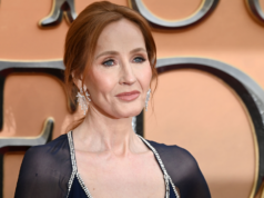 O ator John Lithgow defende ingressar na série ‘Harry Potter’, apesar da reação trans de JK Rowling