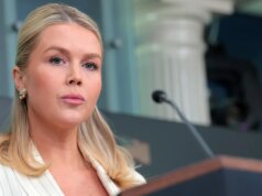 Leavitt ignora a pressão de Lutnick-Epstein com a lista de vitórias da administração ignorada pela mídia antes de encerrar o briefing