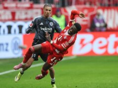 Capitão do Canadá, Alphonso Davies, lesiona o tendão da coxa na vitória do Bayern de Munique