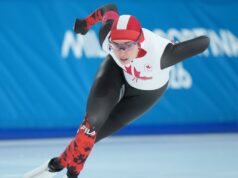 A patinadora de velocidade canadense Beatrice Lamarche termina em quinto lugar nos 1.000m nas Olimpíadas