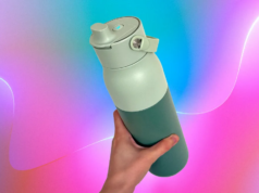 Eu odeio o quanto adoro esta garrafa de água para monitoramento de hidratação