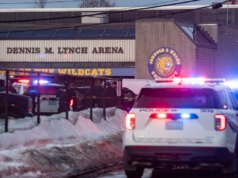 Vítimas de tiro no jogo de hóquei em Pawtucket identificadas como membros da família