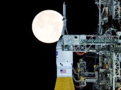 NASA atrasa missão lunar Artemis após encontrar vazamentos de combustível em teste