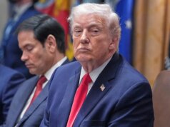 Trump diz que está “considerando” um ataque militar limitado para pressionar o Irã a um acordo nuclear