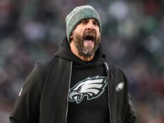 As estrelas dos Eagles ‘bloqueiam o ruído externo’ em torno do técnico Nick Sirianni em meio a críticas sobre a temporada difícil
