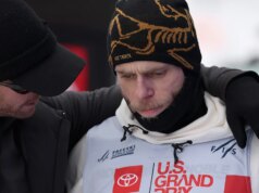 Estrela olímpica publica mensagem gráfica anti-ICE antes dos Jogos Cortina de Milão