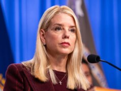 Vítimas de Epstein usam comercial do Tremendous Bowl para pressionar Pam Bondi sobre arquivos retidos