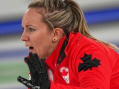 Rachel Homan, do Canadá, vence a Itália pela quarta vitória consecutiva nas Olimpíadas