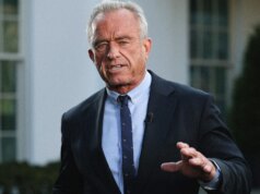 HHS está criando uma ferramenta de IA para criar hipóteses sobre alegações de lesões causadas por vacinas