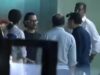 Aamir e namorada Gauri visitam Salim Khan no hospital
