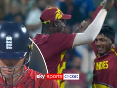 As Índias Ocidentais conquistam TRÊS postigos da Inglaterra em rápida sucessão!