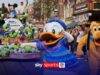 Seahawks comemoram vitória no Tremendous Bowl com Mickey Mouse na Disneylândia!