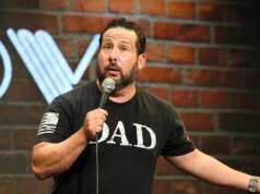 O comediante Steve Treviño acredita que Hollywood o rejeita por promover ‘família, Deus e país’