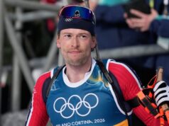 Biatleta norueguês ganha outra medalha quatro dias após confessar infidelidade