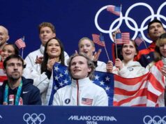 EUA conquistam ouro em evento de patinação artística por equipes, Canadá termina em quinto