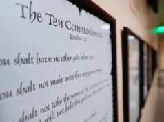 Tribunal federal abre caminho para que os Dez Mandamentos sejam exibidos nas salas de aula das escolas públicas da Louisiana