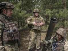 Ucrânia obtém ganhos mais rápidos em anos enquanto negociações com a Rússia estagnam, explorando rachaduras no comando do Kremlin